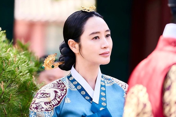 10月韓劇演員熱度榜TOP10！朴敏英第六，《千元律師》南宮珉＆《王后傘下》金憓秀爭冠