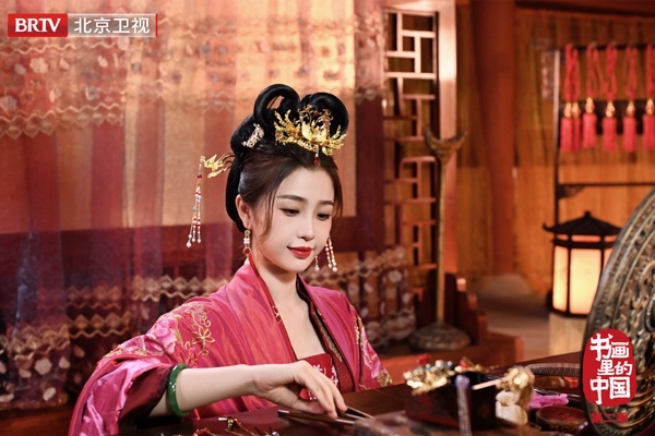 10位陸劇女星「戲外古裝造型」！楊冪清裝不輸《如懿傳》，虞書欣這套不輸《蒼蘭訣》！