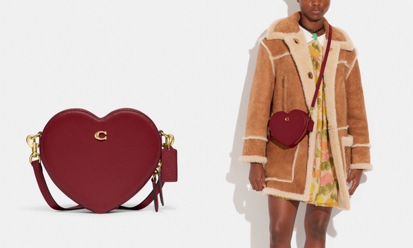 2022低預算「精品禮物」推薦!CHANEL卡片夾、DIOR珍珠耳環必敗,YSL萬元有找就能收