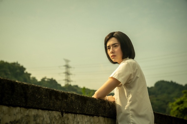 「性暴力」題材好評影劇!不只《她和她的她》,這部被封「美版房思琪」,竟是真人真事