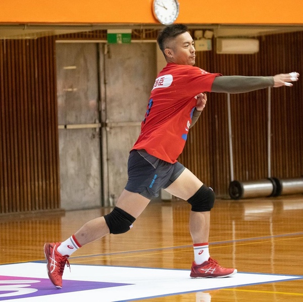《全明星運動會》退賽選手!何孟遠、采子雙劈引眾怒下車,吳珝陽、林玉書受傷竟被酸