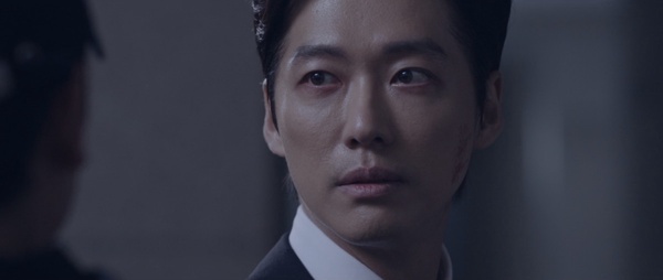 《千元律師》南宮珉「演技細節」！千律＆千檢狀態一秒切換，「這段」表情變化網友封神