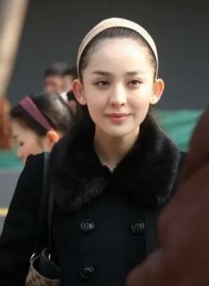 8位「現實中的校花」陸劇女星！娜扎號稱最美考生，景甜不輸同學鄭爽，楊冪美到被嫉妒