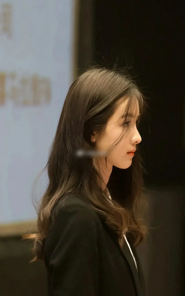 8位「現實中的校花」陸劇女星！娜扎號稱最美考生，景甜不輸同學鄭爽，楊冪美到被嫉妒