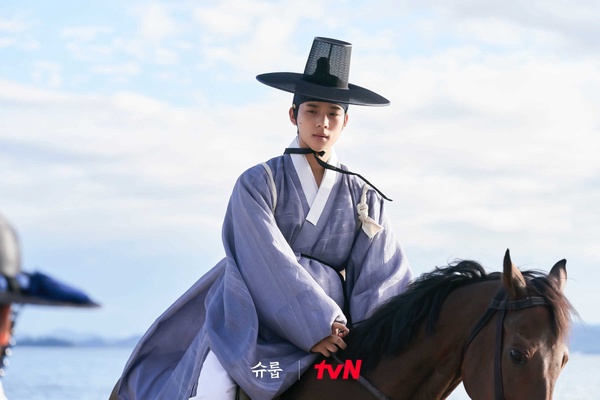 《王后傘下》王子「戰鬥力」分析!啓晟大君是隱藏黑馬,成枏&寶芡君「這舉動」成對比