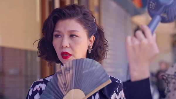 《她和她的她》于子育6個秘密！以「錦繡二重唱」出道，有小20歲弟弟追求，她卻拒絕了