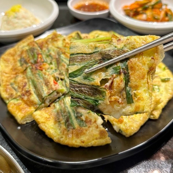 燒肉優惠！廚神白種元「本家BORNGA韓式燒肉」首店開幕，訂位方式、菜單價位、優惠快看