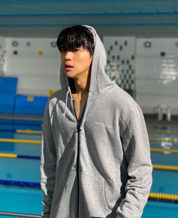 《王后傘下》兒子們秘密!「成枏大君」是190cm戀綜人氣男,裴仁爀因李玹雨進演藝圈?