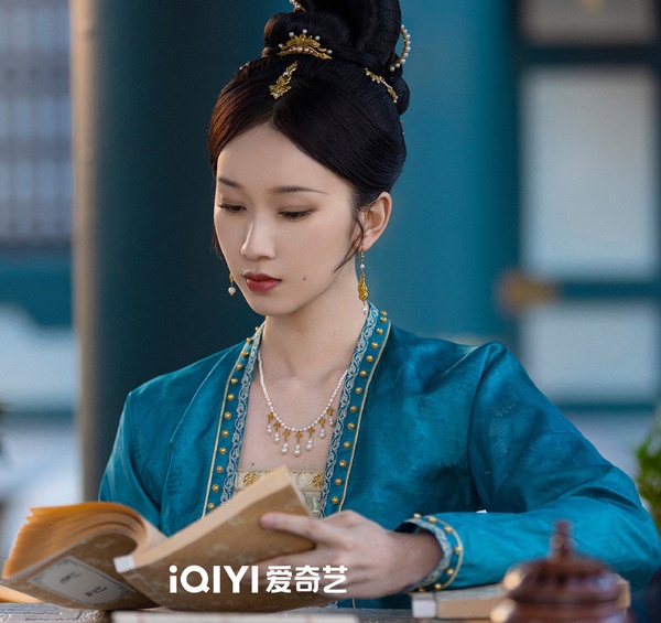 網議「大改卻好看」小說改編古裝劇！《卿卿日常》小說超黑暗，《蒼蘭訣》原著月尊超渣