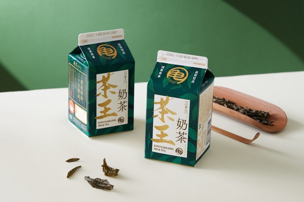 龜記必喝奶茶！龜記「茶王奶茶」茶香+奶香超濃郁，7-11「龜記茶王奶茶」還原開賣！
