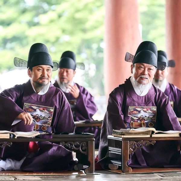 《王后傘下》「歷史原型」結局!大妃原型自己作死,成枏大君原型篡位成功,領相實慘!