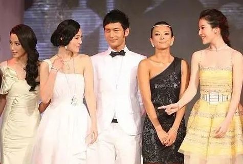 8組「超難聚齊」的明星同框！楊冪&amp;楊穎&amp;楊紫意外神同步，肖戰&amp;楊洋同框比帥，竟都沒輸