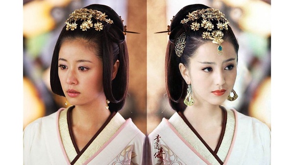 8組「古裝劇撞衫」對比!田曦薇婚服撞衫劉詩詩,趙露思藍衣撞衫楊紫,肖戰&楊洋也撞過