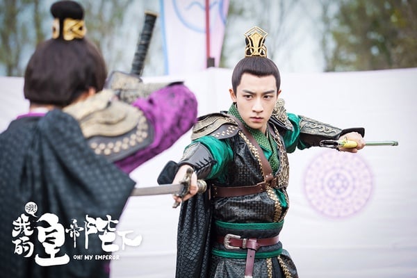 9組陸劇男星「同團不同命」！肖戰當年演男3如今變頂流，王一博資源好，這團對比最諷刺