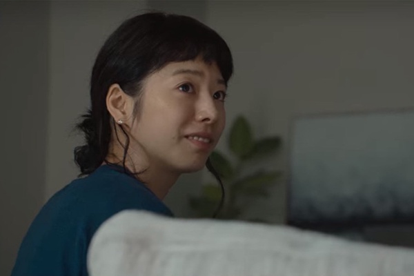 《First Love初戀》恆美的愛情代表了多數女孩，自欺欺人的最後終究輸給「命中註定」！