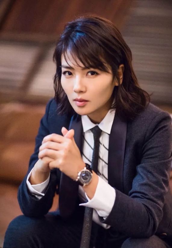 陸劇10位女星演「商業菁英」！趙麗穎《風吹半夏》演技靈，熱巴時尚美豔，楊紫卻很不像