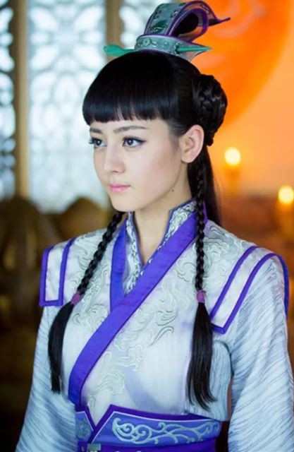 趙露思撞衫白鹿！8組古裝女神用「同個造型師」，劉詩詩美成經典，楊冪&amp;熱巴卻被變醜了