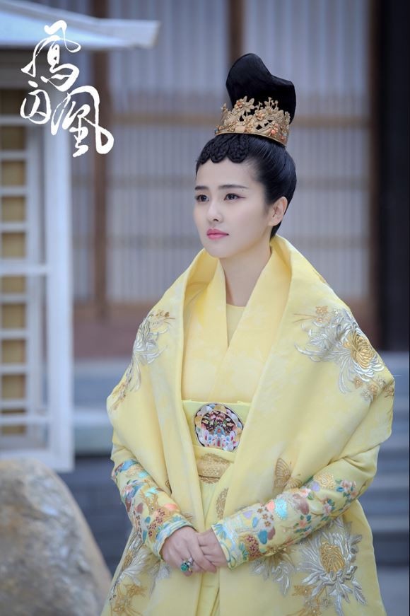 趙露思撞衫白鹿！8組古裝女神用「同個造型師」，劉詩詩美成經典，楊冪&amp;熱巴卻被變醜了