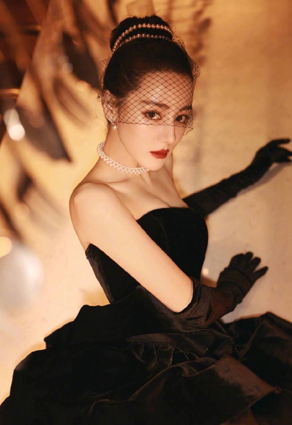 陸劇10位難忘的紅唇美人!趙麗穎《風吹半夏》霸氣,熱巴、倪妮美得經典,楊紫讓人意外