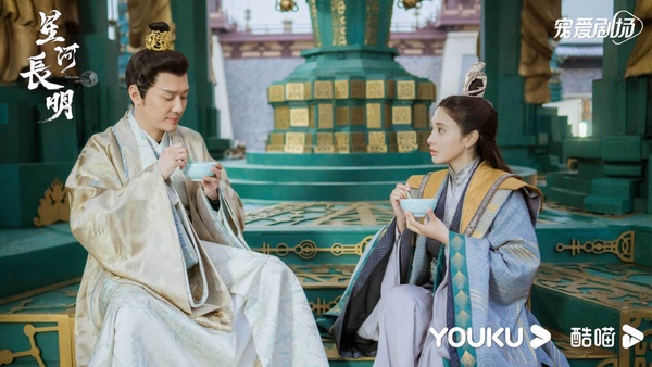 陸劇10位大叔演偶像劇！馮紹峰彭小苒像叔姪，劉愷威中年修仙，陳建斌李一桐最慘像父女