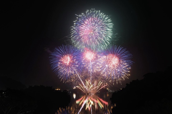 2023跨年煙火懶人包！跨年煙火別再只看101，日月潭、台中麗寶、高雄義大都有煙火晚會