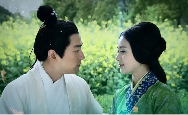 10對意難平「女主男二」CP！張凌赫虞書欣二搭圓滿，《星漢燦爛》他二搭仍愛不到趙露思