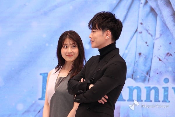 佐藤健&綾瀨遙傳閃婚!佐藤健歷任10位緋聞對象:曾與石原聰美傳戀情、和她爆婚外戀