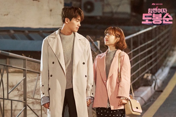 JTBC韓劇「歷代收視」TOP10!《梨泰院》第4,《財閥家的小兒子》贏《天空之城》奪第2
