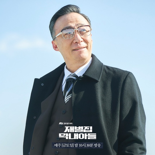 《財閥家的小兒子》陳養喆隱藏的「真實人性」!他確實無情,這細節卻透露他是真疼導俊