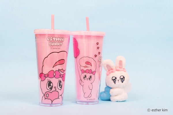 棉花糖兔兔來台!「Esther Bunny艾絲樂小兔」快閃店插旗中山站,百款周邊搶先看