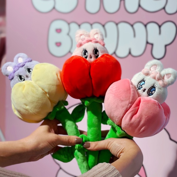 棉花糖兔兔來台!「Esther Bunny艾絲樂小兔」快閃店插旗中山站,百款周邊搶先看