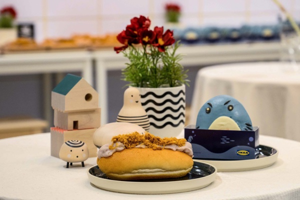 芋泥控快衝!IKEA「肉鬆芋泥堡」開賣,「鯊寶包」同步上市,IKEA嘉義城市店這天開幕