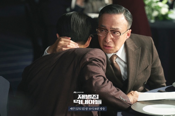 12月韓劇演員搜尋度TOP10!《還魂2》高允貞竟輾壓《財閥家》李星民,熱度直逼宋仲基!