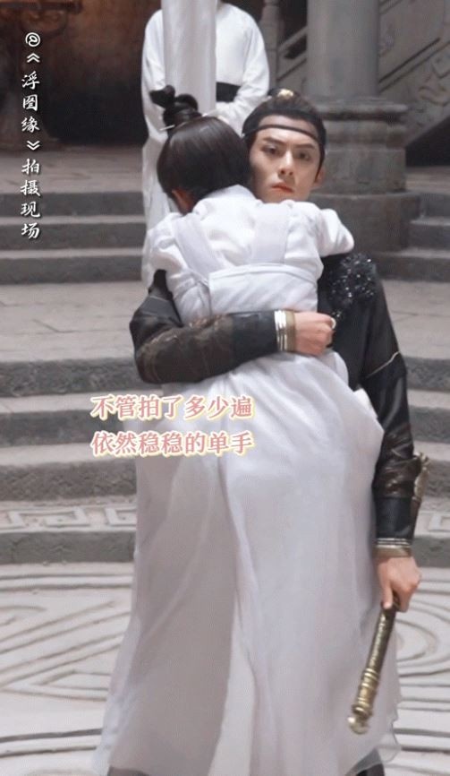 9位比想像中矮的女星！趙露思160，陳鈺琪164也不高，王鶴棣竟把160的沈月「擋好擋滿」