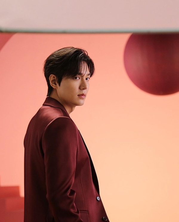 2022 King Choice「全球百大帥哥」TOP10!肖戰第二,BTS三位上榜,玄彬跌出前十名!
