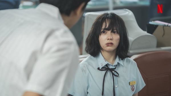 《黑暗榮耀》8個劇情隱喻!圍棋象徵復仇、黑棋代表家世,這幕暗示河度領將幫助同珢?