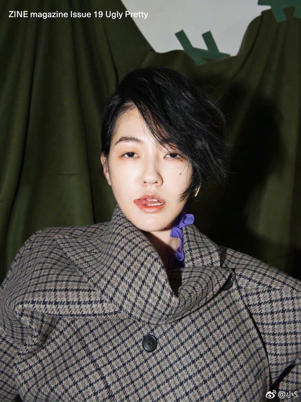 「老娘已經43歲,腰間有點贅肉不行嗎?」小S 徐熙娣15句嗆辣金句,打破刻板審美!