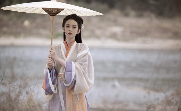 陸劇10位「淡顏系」頂級美女!劉亦菲&劉詩詩顏值封神,李沁&宋軼&白鹿都是淡顏大美人