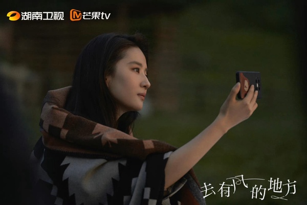 豆瓣票選陸劇「盲人演技」女演員!Angelababy、劉詩詩被嘲面癱,趙露思、虞書欣也上榜
