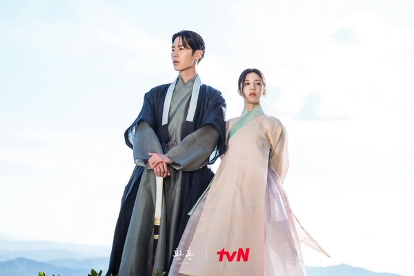 2022台灣「Netflix網播量」最高韓劇TOP10!《王后傘下》名次意外低,《還魂》只輸這部