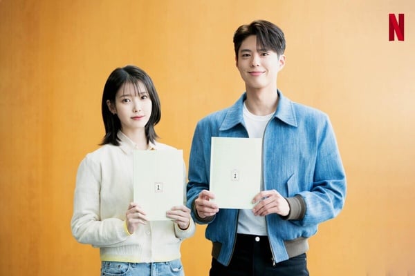 IU、朴寶劍《您辛苦了》劇情＆角色介紹：高顏值夢幻組合，上演1950年代濟州島愛情故事