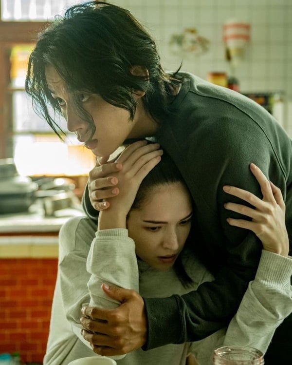 HIStory系列主演近況!施柏宇《想見你》爆紅、范少勳奪金馬戲約不斷、他鬼門關走一遭