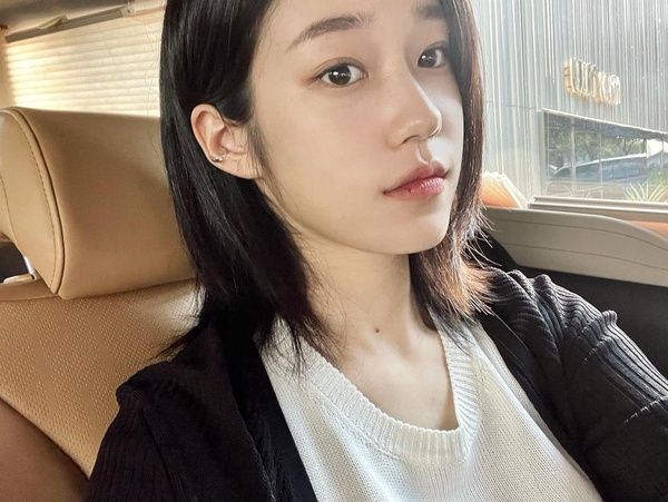 關於《浪漫速成班》盧允瑞的8件事！模特兒出道、西洋畫系學霸，「微笑唇」是家族遺傳
