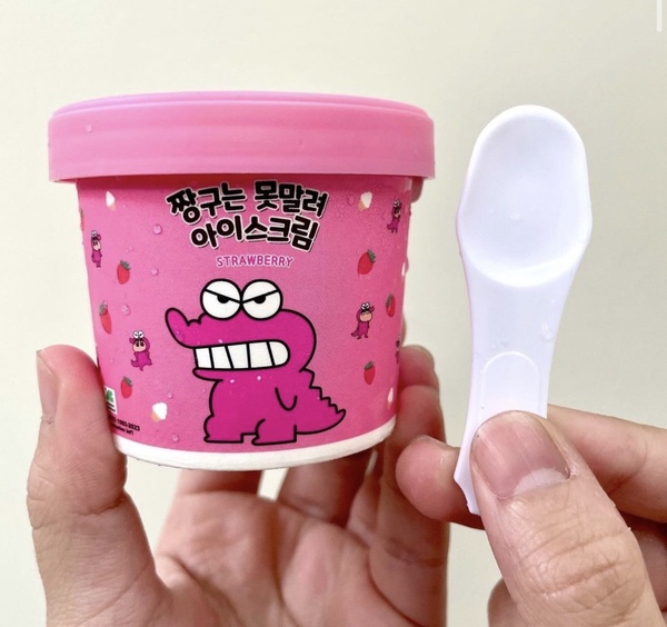 草莓控開吃！全家開賣「蠟筆小新草莓冰淇淋」吃得到草莓果肉，6折優惠快囤貨