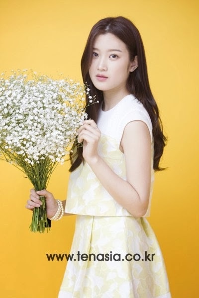 韓國新生代女演員高中舊照！《浪漫速成班》盧允瑞高中更美，高允貞&韓韶禧從小美到大