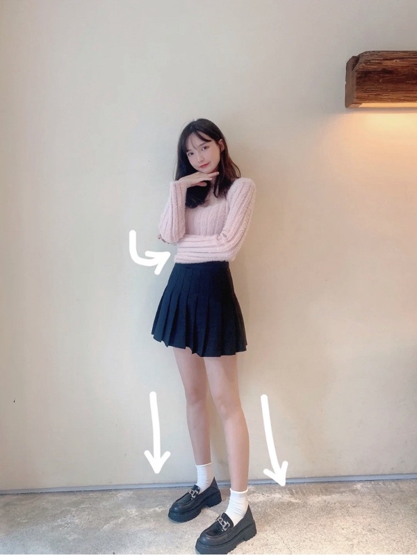 拍照POSE怎麼擺？顯瘦「全身拍照姿勢」一看就會，視覺顯瘦5公斤、長腿一秒Get