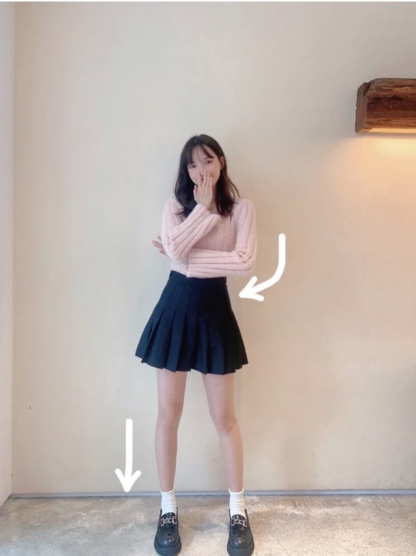 拍照POSE怎麼擺？顯瘦「全身拍照姿勢」一看就會，視覺顯瘦5公斤、長腿一秒Get