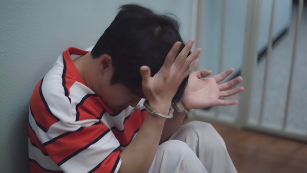 《浪漫速成班》錯誤考察引發爭議!身障者被銬手銬是侵犯人權,高中學生根本沒那麼閒!