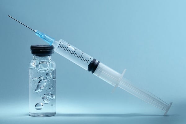 「玻尿酸」是什麼?玻尿酸的用途、6大功效、副作用