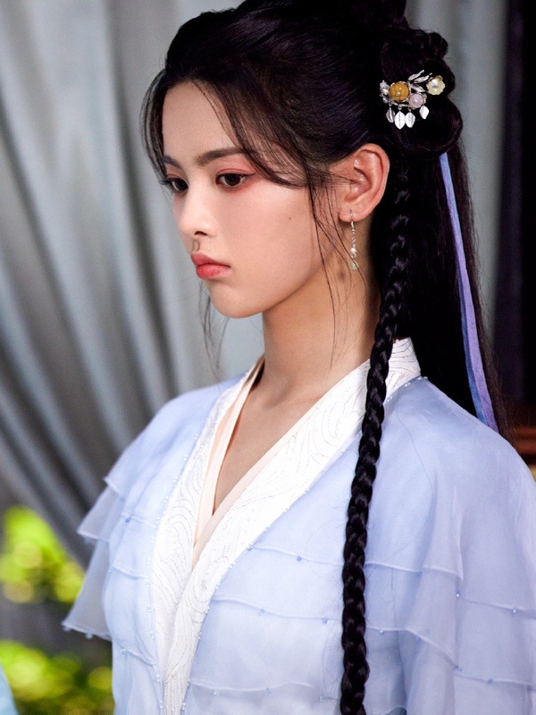古裝仙俠劇9位傻白甜女主!《重紫》楊超越演得尷尬,趙露思演得討喜,趙麗穎演得靈動